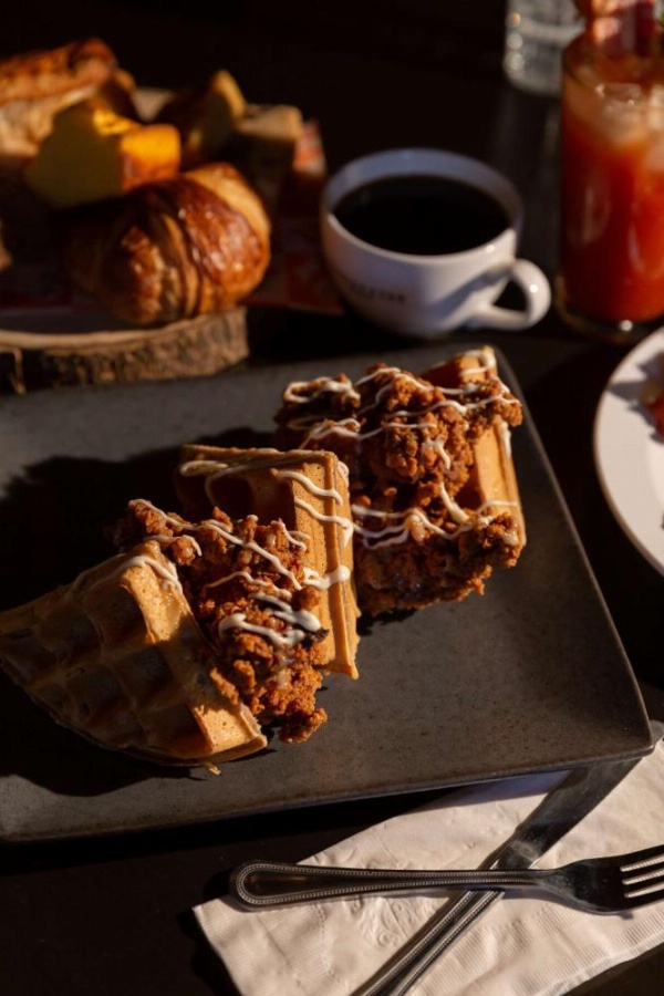 Graduate Knoxville image 11