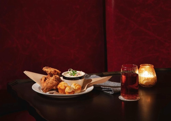 Graduate Knoxville image 15