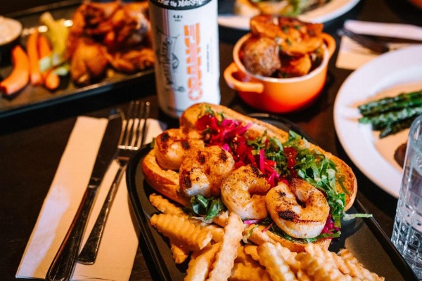 Graduate Knoxville image 18