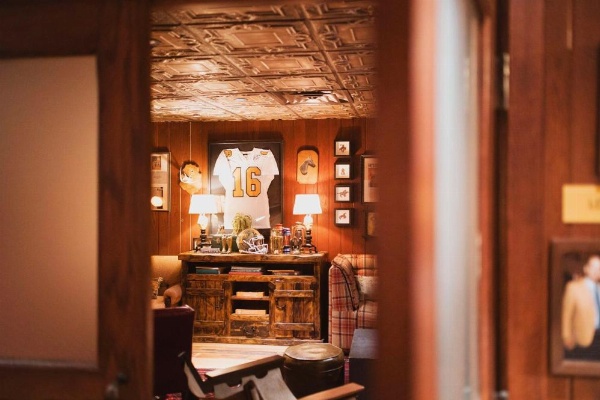 Graduate Knoxville image 9